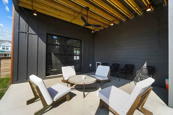 *NEW Modern 4BR retreat Entertainment & Relaxation
